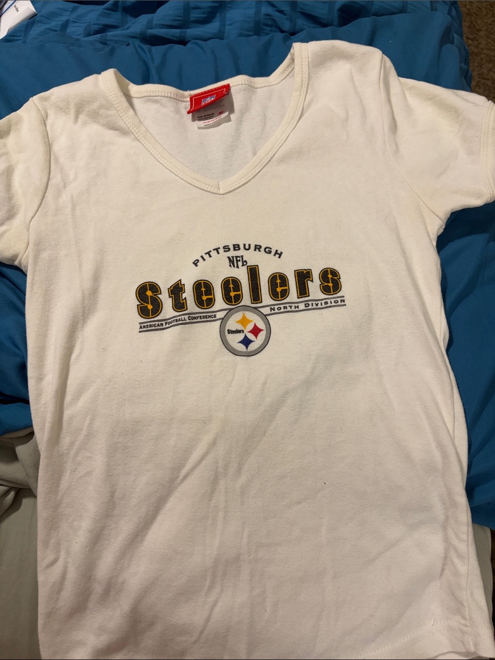 NFL Women’s Pittsburgh Steelers White V-Neck T-Shirt